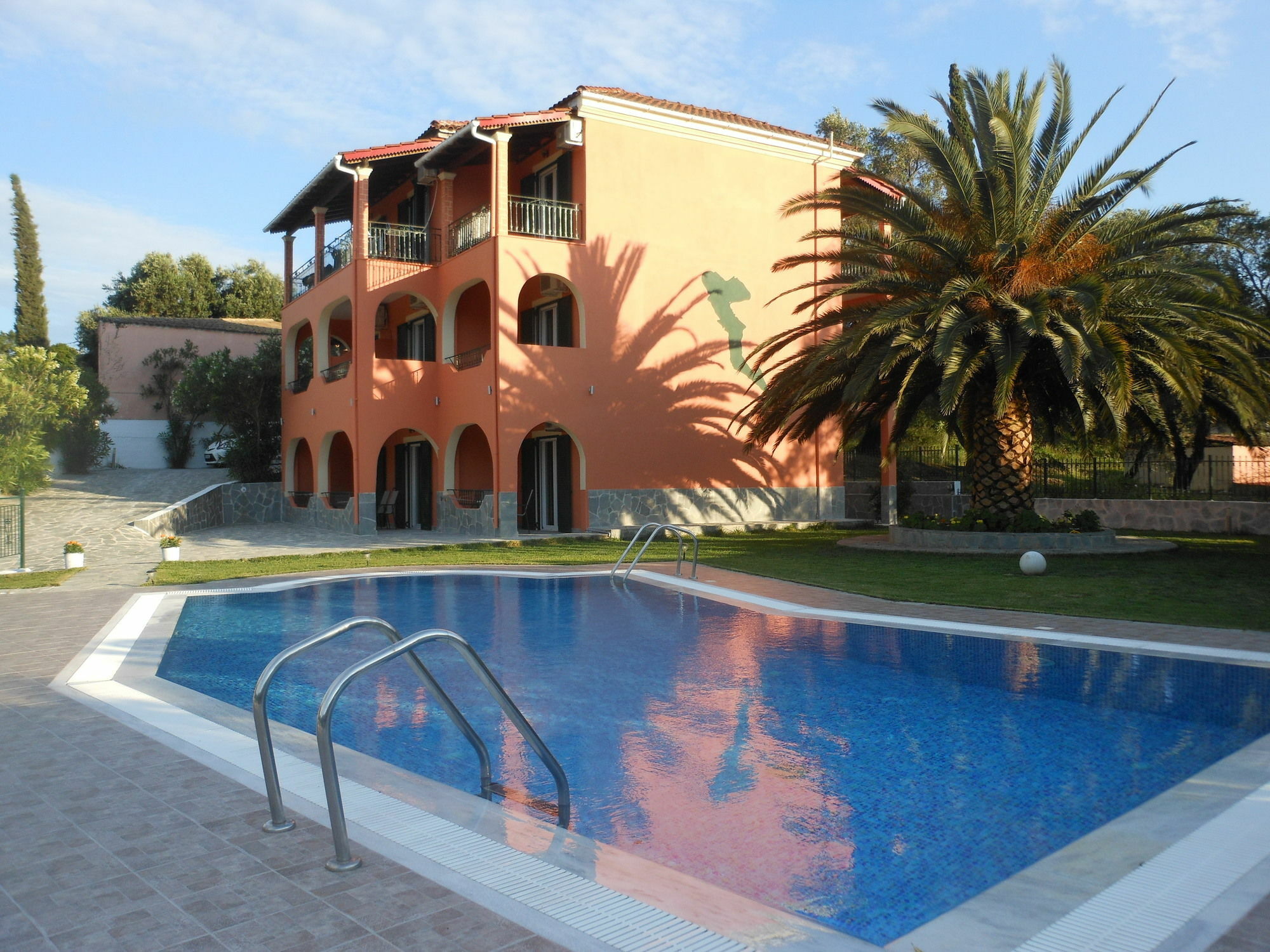 Ziogas Luxury Apartments Δασιά Εξωτερικό φωτογραφία